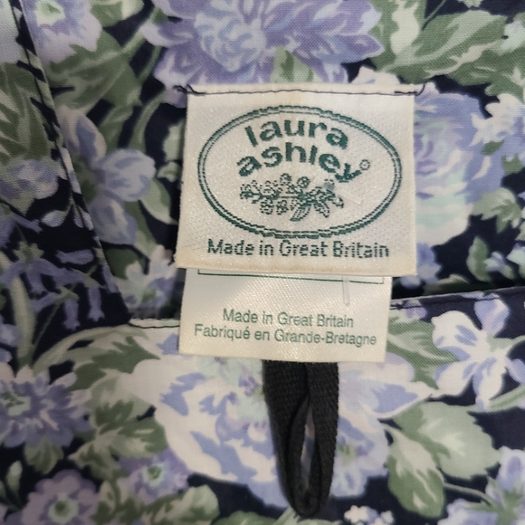 Vintage Laura Ashley floral dress - Picture 14 of 15